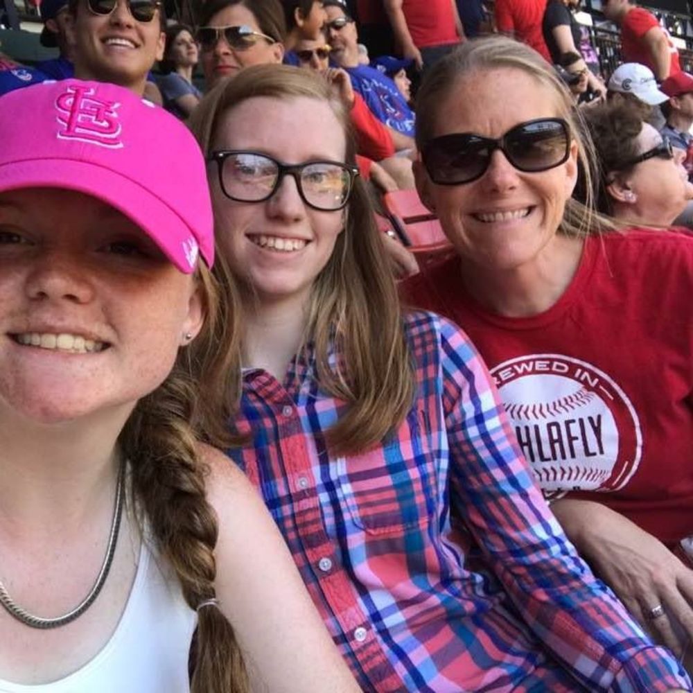 Meet your Posher, Sara